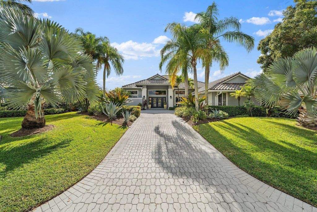 140 Thornton Drive, Palm Beach Gardens, FL 33418