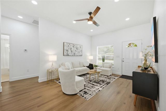 4508 N 42ND STREET, Tampa, FL 33610