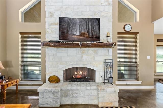 2210 Honey Bear, Orange, TX 77632