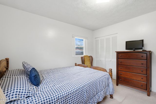 8391 FURY Drive, Jacksonville, FL 32244