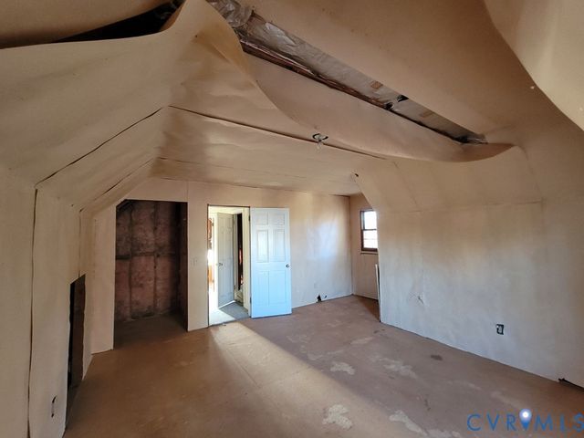 515 18th St, West Point, VA 23181