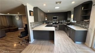8722 Amboy Ave, Sun Valley, CA 91352