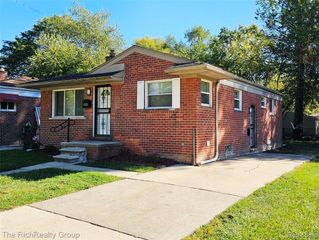 28951 Hazelwood Street, Inkster, MI 48141