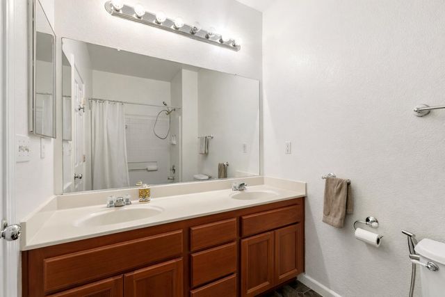 10311 Pedra Do Sol Way, Elk Grove, CA 95757