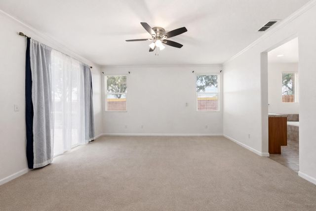 10311 Pedra Do Sol Way, Elk Grove, CA 95757
