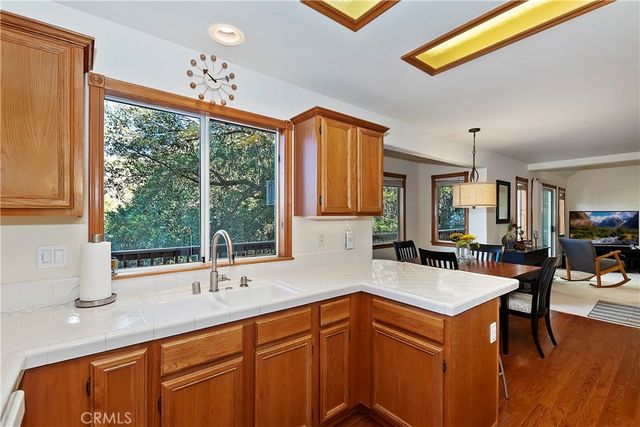 1162 Brentwood Drive, Lake Arrowhead, CA 92352