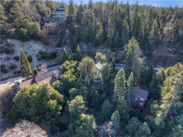 1162 Brentwood Drive, Lake Arrowhead, CA 92352