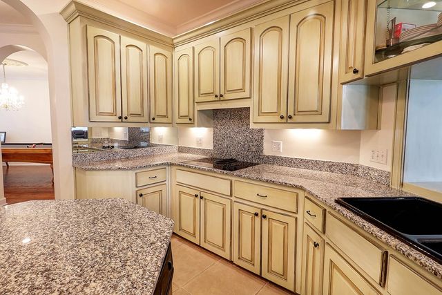 221 Asphodel Drive, Dothan, AL 36303