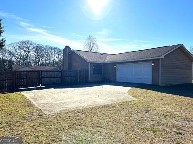 108 Turtle Dove Court, Warner Robins, GA 31088