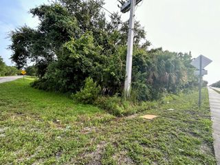 3573 NW 17th Avenue, Okeechobee, FL 34972