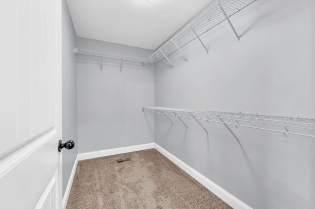 208 Azalea Dr, Oak Grove, KY 42262