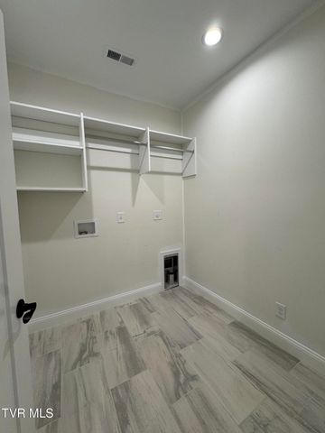 1196 Hawley Road, Blountville, TN 37617