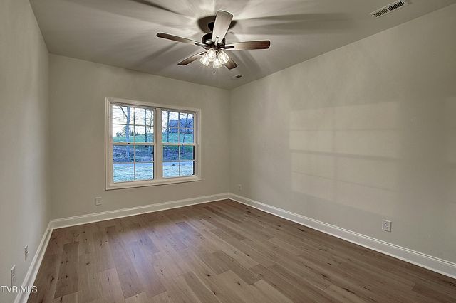 1196 Hawley Road, Blountville, TN 37617