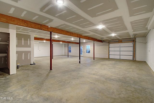 1196 Hawley Road, Blountville, TN 37617