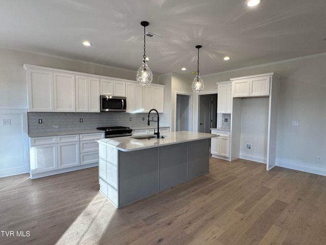 1196 Hawley Road, Blountville, TN 37617