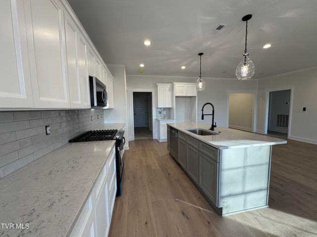 1196 Hawley Road, Blountville, TN 37617