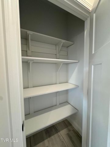 1196 Hawley Road, Blountville, TN 37617