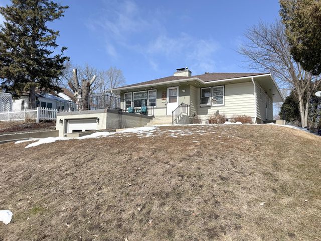 512 Spruce Street, Fergus Falls, MN 56537