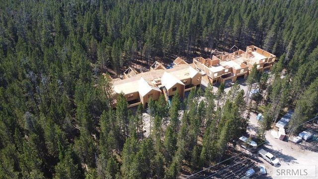 4357 Yeti Ln, Island Park, ID 83429