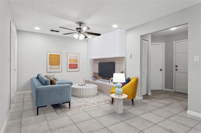 7503 WINCHESTER DRIVE, Tampa, FL 33615