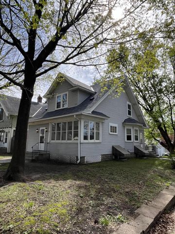 87 Cleveland Avenue S, Saint Paul, MN 55105