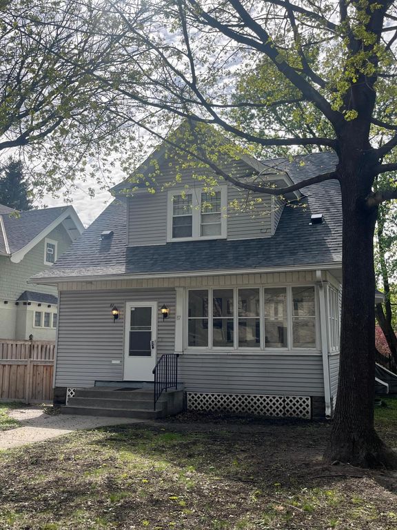 87 Cleveland Avenue S, Saint Paul, MN 55105