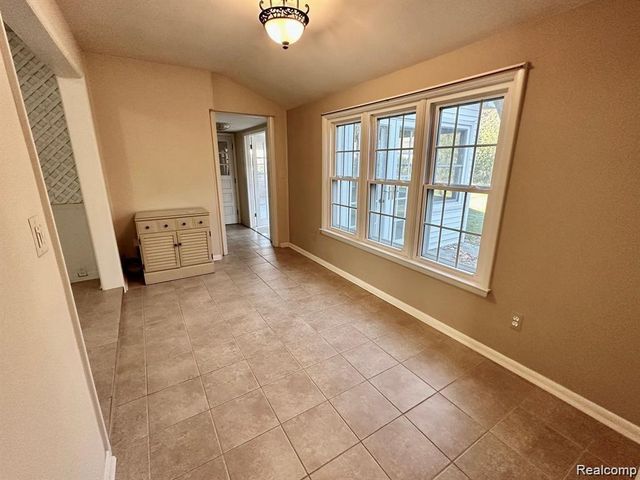 4302 Sheridan Drive, Royal Oak, MI 48073