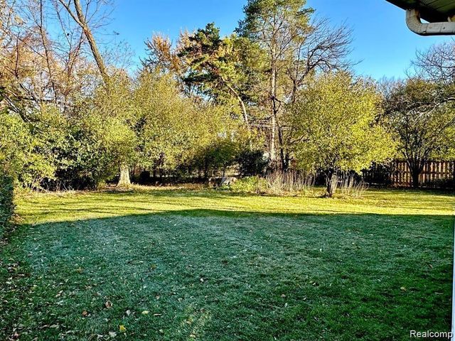 4302 Sheridan Drive, Royal Oak, MI 48073