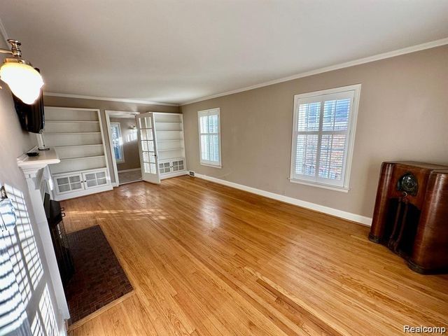 4302 Sheridan Drive, Royal Oak, MI 48073