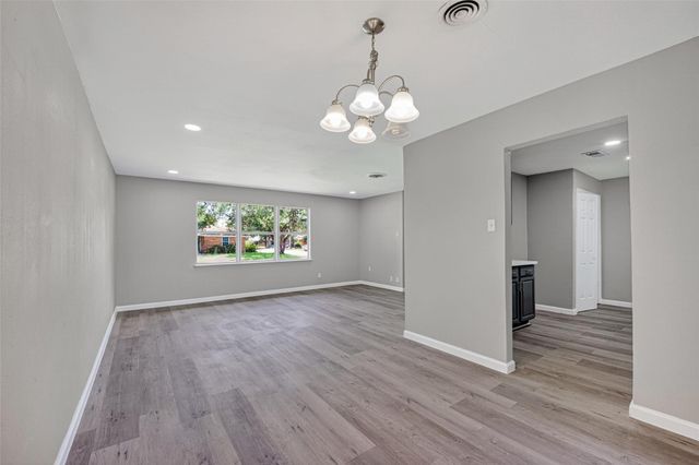701 Oriole Lane, Pasadena, TX 77502