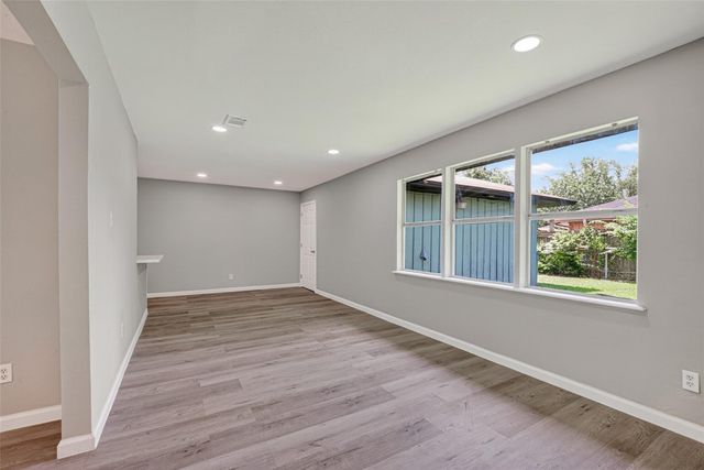 701 Oriole Lane, Pasadena, TX 77502
