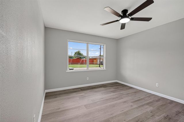 701 Oriole Lane, Pasadena, TX 77502