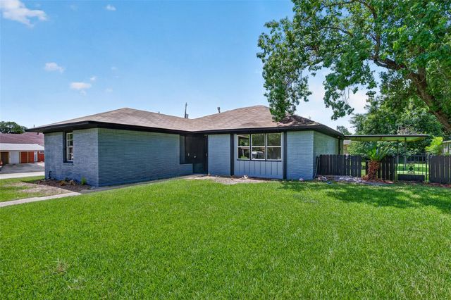 701 Oriole Lane, Pasadena, TX 77502