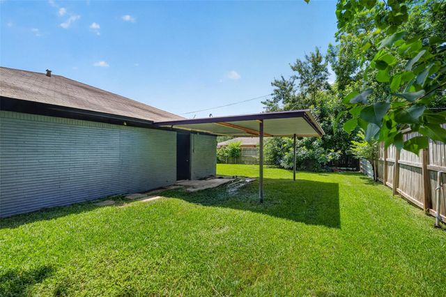 701 Oriole Lane, Pasadena, TX 77502
