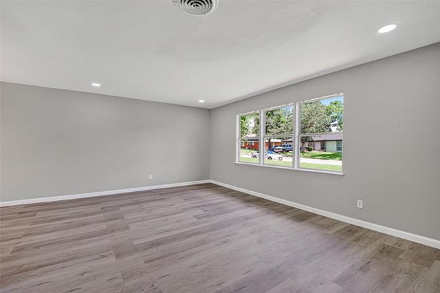 701 Oriole Lane, Pasadena, TX 77502
