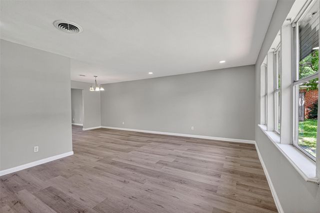 701 Oriole Lane, Pasadena, TX 77502