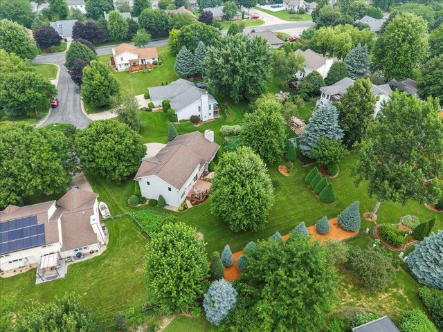 2524 CARRIEDALE Court, Fitchburg, WI 53711