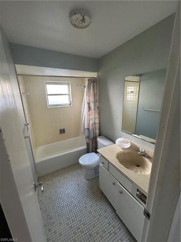 1412 SE 29th TER, Cape Coral, FL 33904