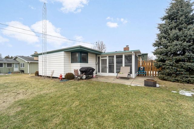 559 Orchard STREET, Burlington, WI 53105