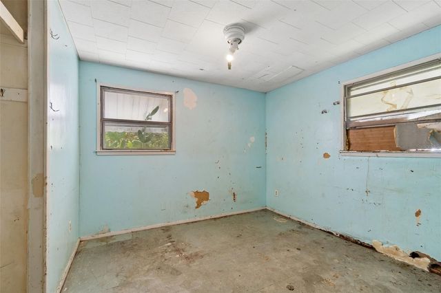 5262 5TH AVENUE N, St Petersburg, FL 33710