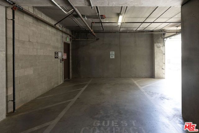 6221 Monterey Road 205, Los Angeles, CA 90042