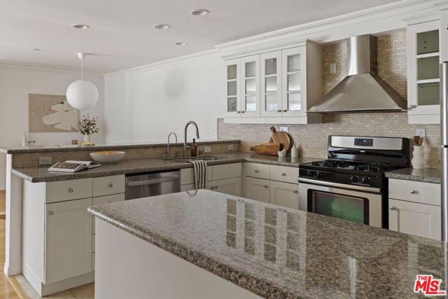 6221 Monterey Road 205, Los Angeles, CA 90042
