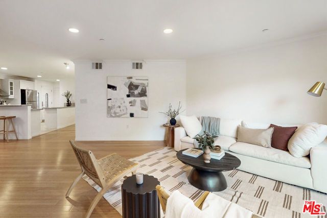 6221 Monterey Road 205, Los Angeles, CA 90042