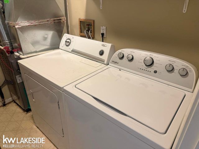 27722 Harrison Woods Lane, Harrison Twp, MI 48045