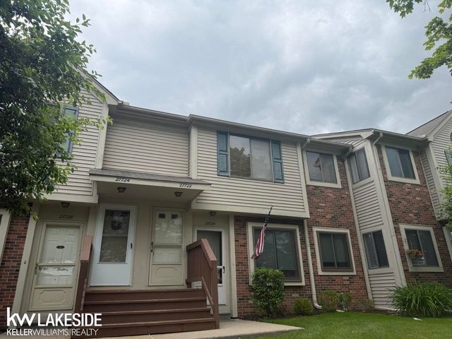 27722 Harrison Woods Lane, Harrison Twp, MI 48045