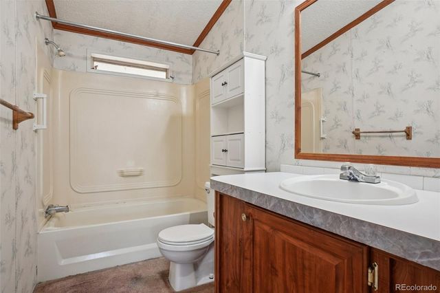 45595 Cottonwood Lane, Deer Trail, CO 80105