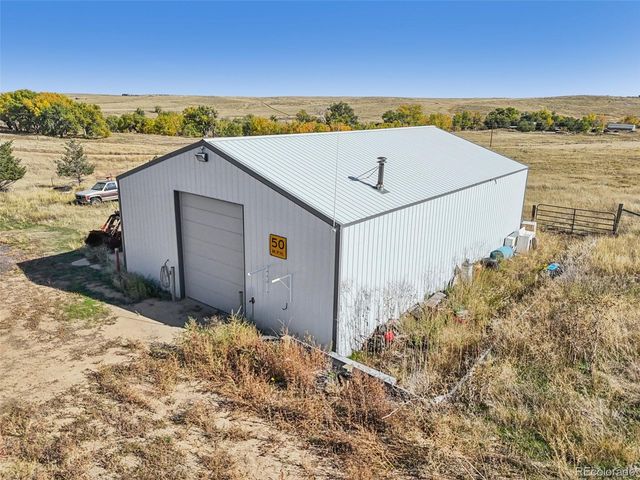 45595 Cottonwood Lane, Deer Trail, CO 80105