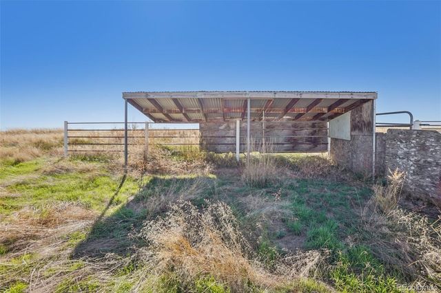 45595 Cottonwood Lane, Deer Trail, CO 80105