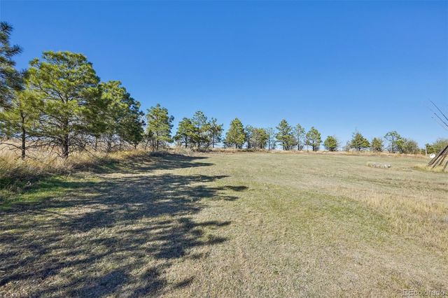 45595 Cottonwood Lane, Deer Trail, CO 80105