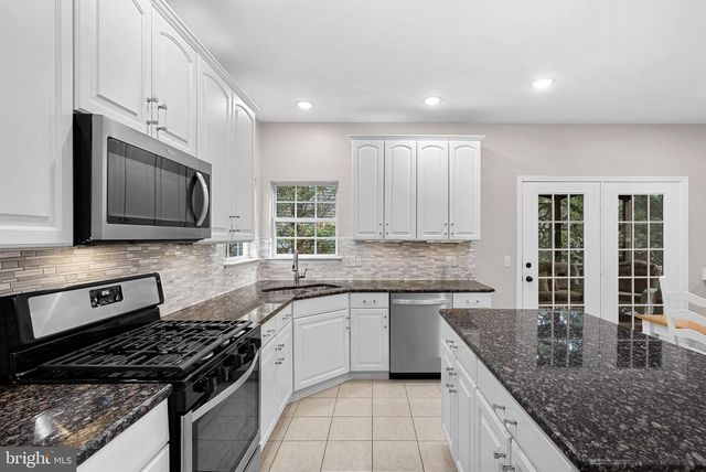 21357 MARSH CREEK DR, Broadlands, VA 20148